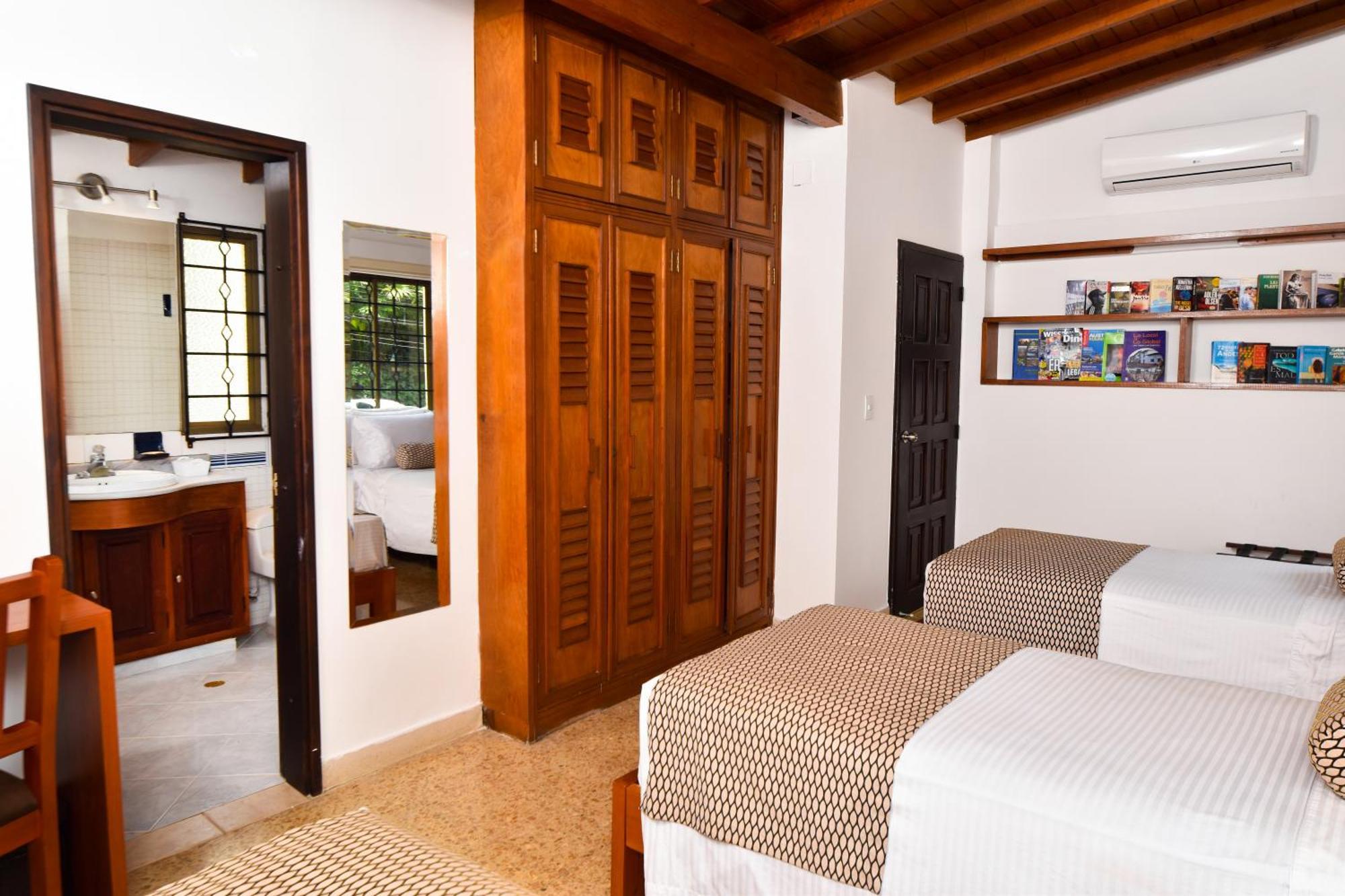 La Campana Hotel Boutique Medellin Luaran gambar